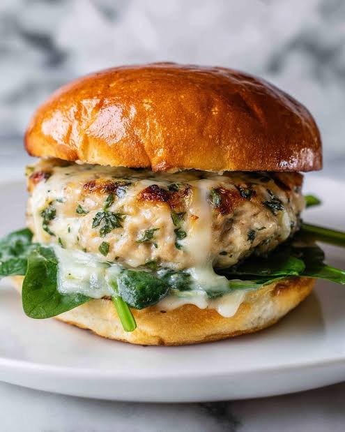 White Cheddar and Spinach Burger with Roasted Red Potatoes
